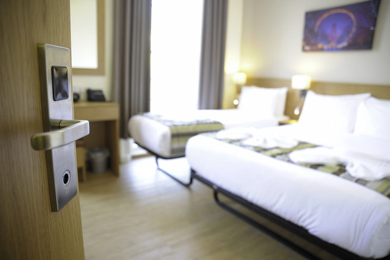 Kings Cross Inn Hotel Лондон Екстер'єр фото